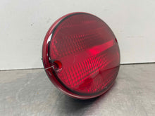 Load image into Gallery viewer, TAIL LIGHT LAMP ASSEMBLY Corvette 97 98 99 00 01 02 03 04 Right - NW542484
