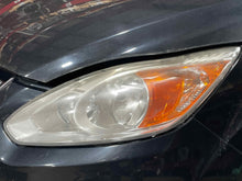 Load image into Gallery viewer, HEADLIGHT LAMP ASSEMBLY Buick C-MAX 13 14 15 16 Left - NW542323
