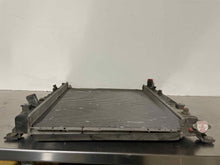 Load image into Gallery viewer, Radiator Ford Explorer 2002 - NW131664
