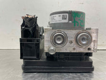 Load image into Gallery viewer, ABS Pump Buick C-MAX 2013 - NW542017
