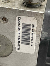 Load image into Gallery viewer, ABS Pump Buick C-MAX 2013 - NW542017
