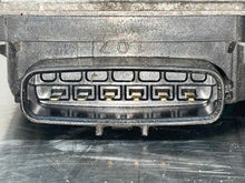 Load image into Gallery viewer, THROTTLE BODY Volvo S60 XC70 V70 2008 08 2009 09 2010 10 2011 11 - NW542366
