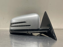 Load image into Gallery viewer, SIDE VIEW DOOR MIRROR E300 E350 E400 E550 E63 11 12 13 Right - NW529592
