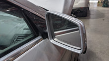 Load image into Gallery viewer, SIDE VIEW DOOR MIRROR E300 E350 E400 E550 E63 11 12 13 Right - NW435014
