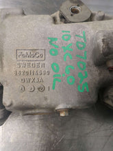 Load image into Gallery viewer, CARRIER ASSEMBLY Volvo XC70 V60 S80 2007 07 2008 08 2009 09 2010 10 Rear - NW542041
