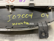 Load image into Gallery viewer, Speedometer Cluster  MOUNTAINEER 2004 - NW159247
