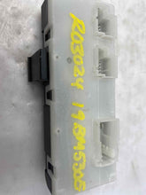 Load image into Gallery viewer, BODY CONTROL MODULE BCM COMPUTER 530i 540i 640i GT 740i X4 16-20 - NW367318

