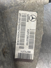 Load image into Gallery viewer, TRANSFER CASE ML320 ML350 ML550 E320 E350 GL450 06 07 08 09 - 12 - NW542628

