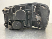 Load image into Gallery viewer, HEADLIGHT LAMP ASSEMBLY Envoy Envoy XL Envoy XUV 2002-2009 Right - NW368239
