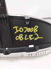 Load image into Gallery viewer, SPEEDOMETER CLUSTER Land Rover LR2 2008 08 2009 09 2010 10 3.2L - NW161598
