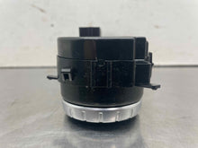 Load image into Gallery viewer, Temperature Controls  MERCEDES SLK 2014 - NW543021
