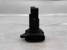 Load image into Gallery viewer, Mass Air Flow Sensor Meter MAF LR2 LR3 Range Rover Range 05-12 - NW5446
