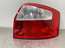 Load image into Gallery viewer, TAIL LIGHT LAMP ASSEMBLY Audi A4 S4 02 03 04 05 Right - NW368614
