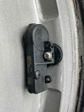 Load image into Gallery viewer, Wheel Rim Jeep Compass 2014 - NW543288
