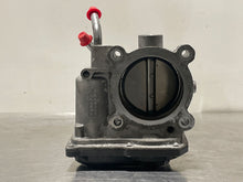 Load image into Gallery viewer, THROTTLE BODY Hyundai Elantra Kia Forte Soul 12 13 14 15 16 - NW368601
