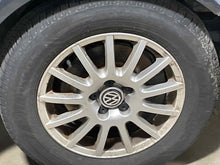 Load image into Gallery viewer, Wheel Rim Volkswagen Golf 2004 - NW543773

