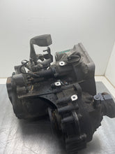 Load image into Gallery viewer, Transmission Volkswagen Golf 2004 - NW543594
