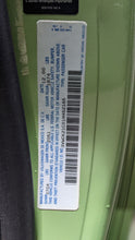 Load image into Gallery viewer, RADIO 2000 00 2001 01 02 03 04  VW Beetle - NW369475
