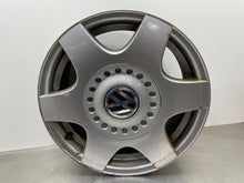 Load image into Gallery viewer, WHEEL Beetle 1998 98 99 00 01 02 03 04 05 16x6.5 Alloy - NW369625
