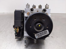 Load image into Gallery viewer, ABS ANTI-LOCK BRAKE PUMP Commander Grand Cherokee 2006 06 - NW369130
