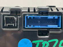 Load image into Gallery viewer, Speedometer Cluster Buick Lacrosse 2016 - NW544095
