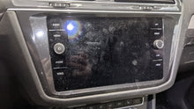 Load image into Gallery viewer, Info-Gps Screen Volkswagen Tiguan 2021 - NW369908
