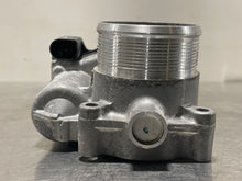 Load image into Gallery viewer, Throttle Body Volkswagen Tiguan 2021 - NW370095
