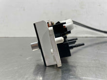 Load image into Gallery viewer, Temperature Controls Ford Mustang 2000 - NW544595
