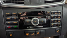 Load image into Gallery viewer, RADIO C250 C300 C350 C63 CLS550 CLS63 E300 E320 E350 E550 E63 R320 09-11 - NW369997

