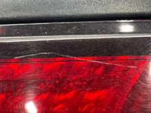 Load image into Gallery viewer, TAIL LIGHT LAMP ASSEMBLY Ford Mustang 99 00 01 02 03 04 Left - NW544557
