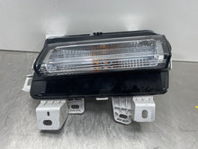 Load image into Gallery viewer, Park Lamp Light Cadillac XT5 2019 - NW369837
