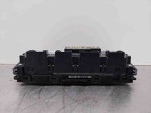 Load image into Gallery viewer, TEMPERATURE CONTROLS Suburban 1500 Suburban 2500 Tahoe Yukon 12-14 - NW369890
