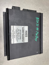 Load image into Gallery viewer, AMPLIFIER Boxster Boxster S 1997 97 1998 98 1999 99 2000 00 - NW369998
