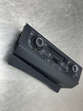 Load image into Gallery viewer, TEMPERATURE CONTROLS Audi A5 Q5 S5 09 10 11 12 13 - NW370820
