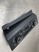 Load image into Gallery viewer, TEMPERATURE CONTROLS Audi A5 Q5 S5 09 10 11 12 13 - NW370820
