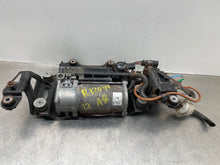 Load image into Gallery viewer, SUSPENSION AIR COMPRESSOR PUMP Audi A8 S8 2007-2016 - NW370410
