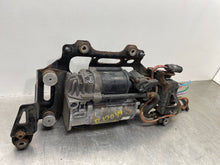 Load image into Gallery viewer, SUSPENSION AIR COMPRESSOR PUMP Audi A8 S8 2007-2016 - NW370410
