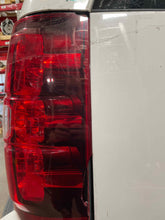 Load image into Gallery viewer, TAIL LIGHT LAMP Suburban 1500 Suburban 2500 Tahoe 2007-2014 Right - NW545444

