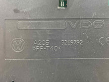 Load image into Gallery viewer, SPEEDOMETER CLUSTER Volkswagen Golf Jetta 09 10 11 12 13 14 - NW545438

