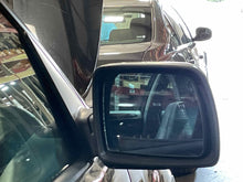 Load image into Gallery viewer, SIDE VIEW MIRROR BMW X5 2000 00 2001 01 2002 02 2003 03 2004 04 05 06 Right - NW545651
