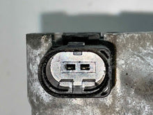 Load image into Gallery viewer, AC COMPRESSOR Jetta 2008 08 2009 09 2.5L - NW370538
