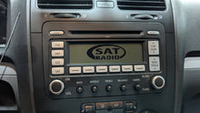 Load image into Gallery viewer, RADIO Jetta Passat 2005 05 2006 06 2007 07 2008 08 - NW371025
