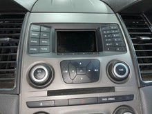 Load image into Gallery viewer, RADIO Ford Taurus 2013 13 2014 14 2015 15 - NW545971
