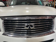 Load image into Gallery viewer, Grille  INFINITI QX56 2012 - NW546389

