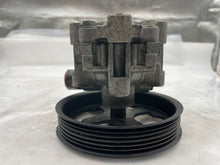 Load image into Gallery viewer, Power Steering Pump Chrysler Sebring 2008 - NW162633
