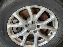 Load image into Gallery viewer, WHEEL RIM Cherokee 2014-2018 17x7 ALUM 17x7, 5 lug, 110mm - NW526888
