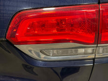 Load image into Gallery viewer, TAIL LIGHT LAMP ASSEMBLY Jeep Grand Cherokee 14 15 16 Right - NW546547

