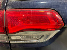 Load image into Gallery viewer, TAIL LIGHT LAMP ASSEMBLY Jeep Grand Cherokee 14 15 16 Left - NW546548
