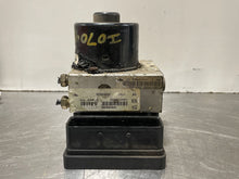 Load image into Gallery viewer, ABS Pump  MOUNTAINEER 2002 - NW557
