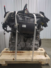 Load image into Gallery viewer, Engine Motor  ENVISION 2019 - NW371809
